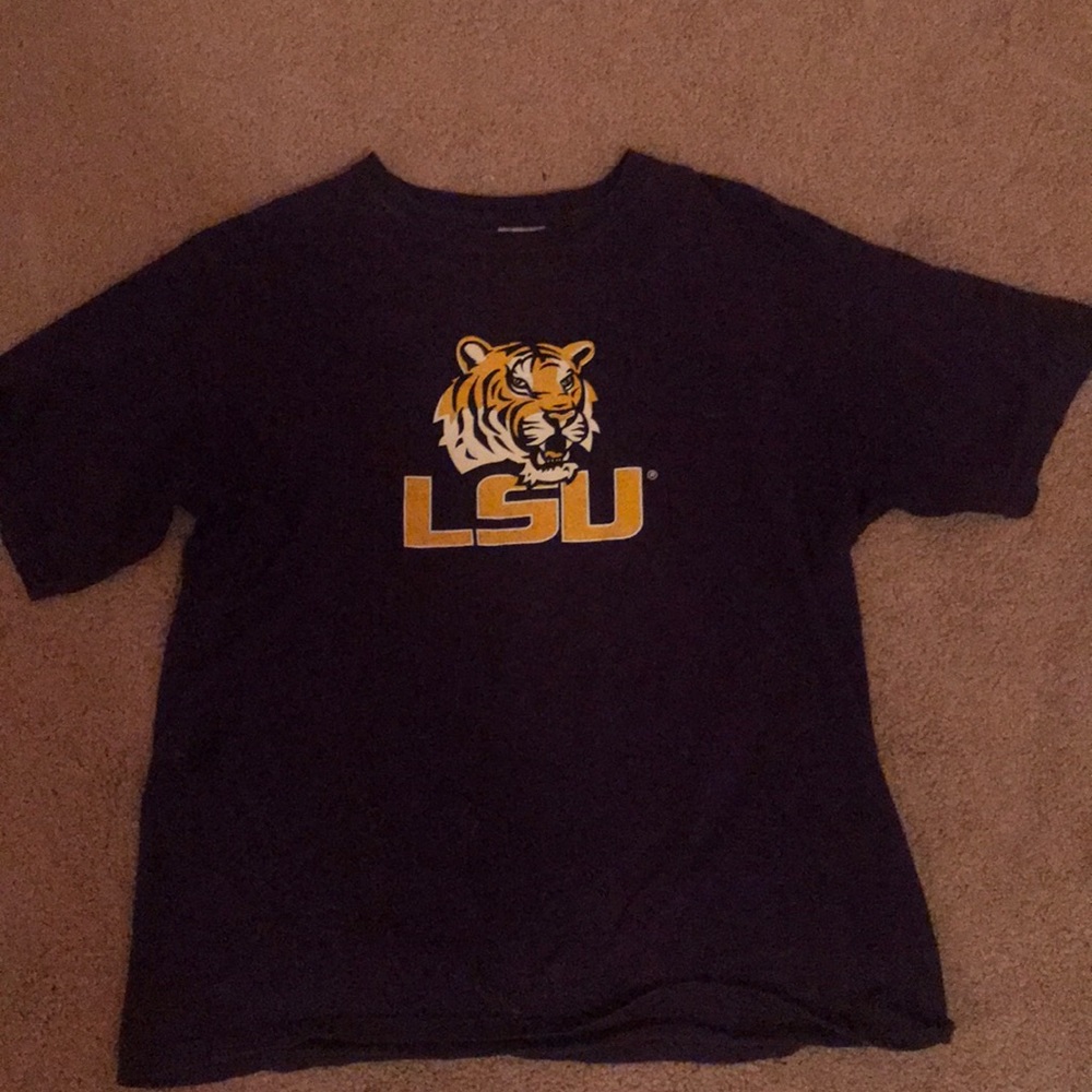 LSU tshirt